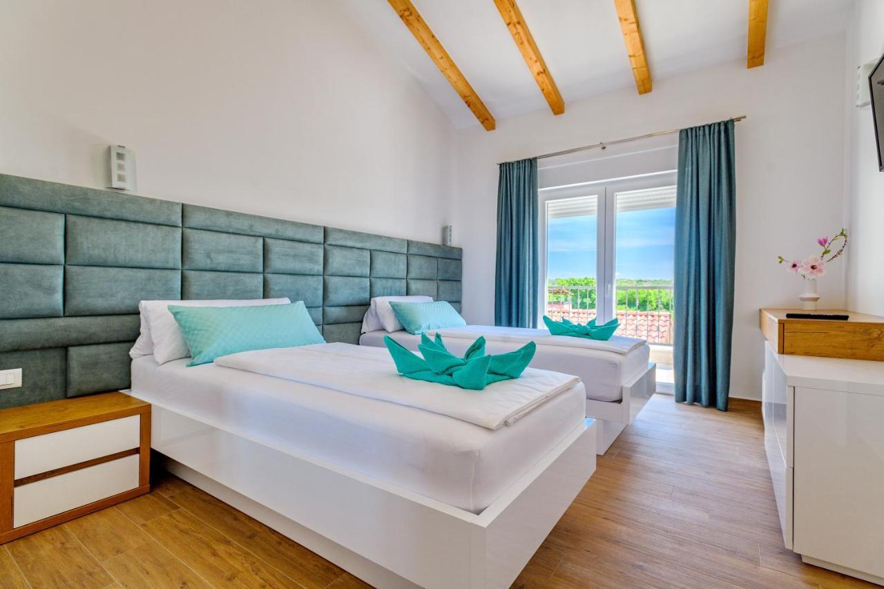 Luxury Stone Villa With Pool - Brisevo Ngoại thất bức ảnh