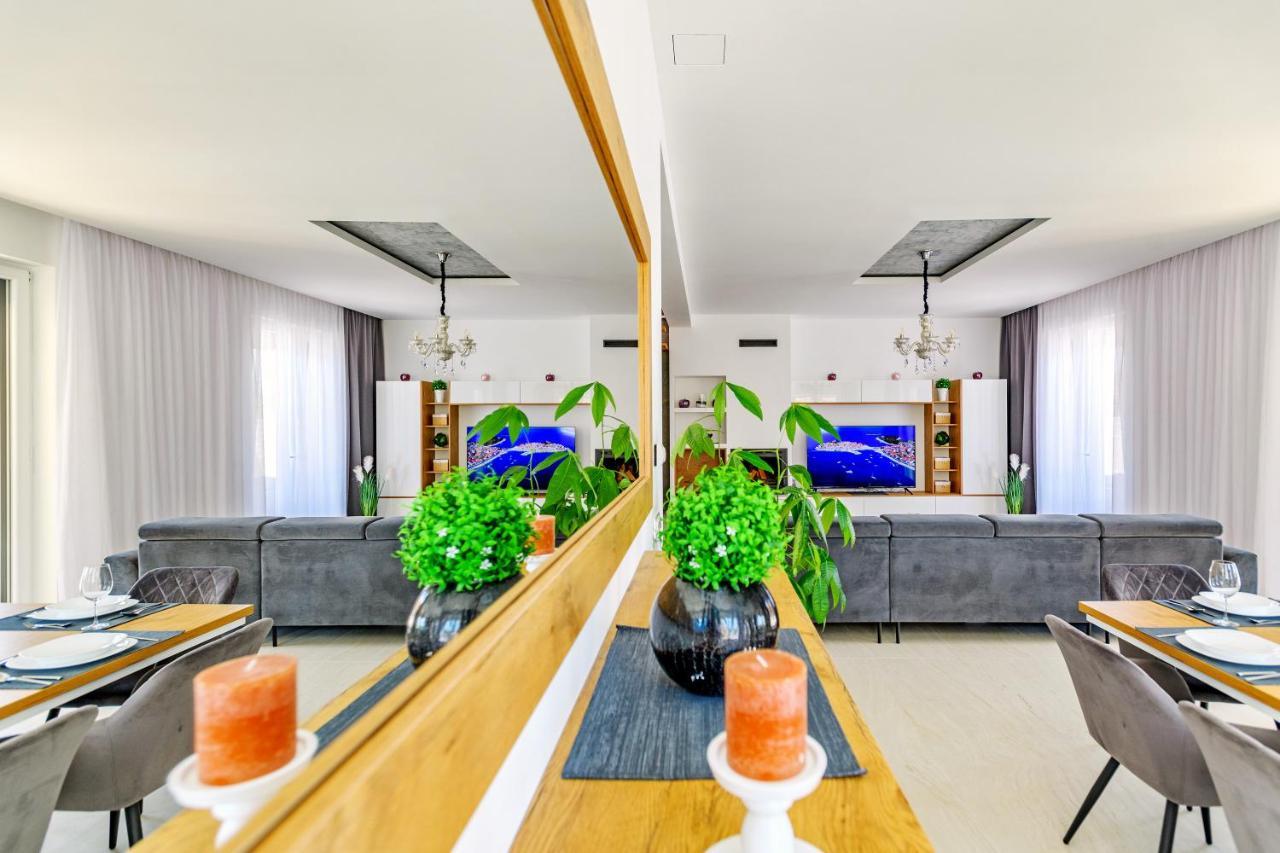 Luxury Stone Villa With Pool - Brisevo Ngoại thất bức ảnh