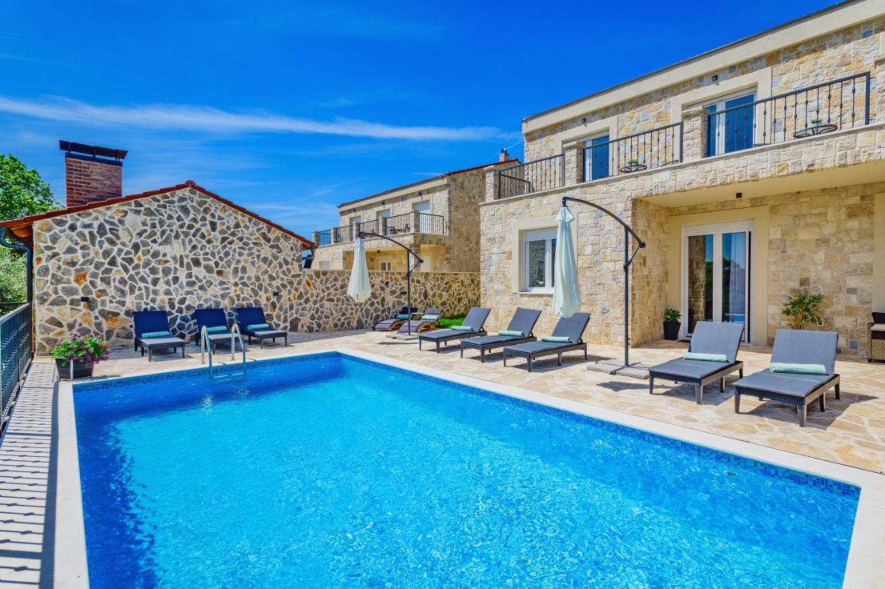 Luxury Stone Villa With Pool - Brisevo Ngoại thất bức ảnh