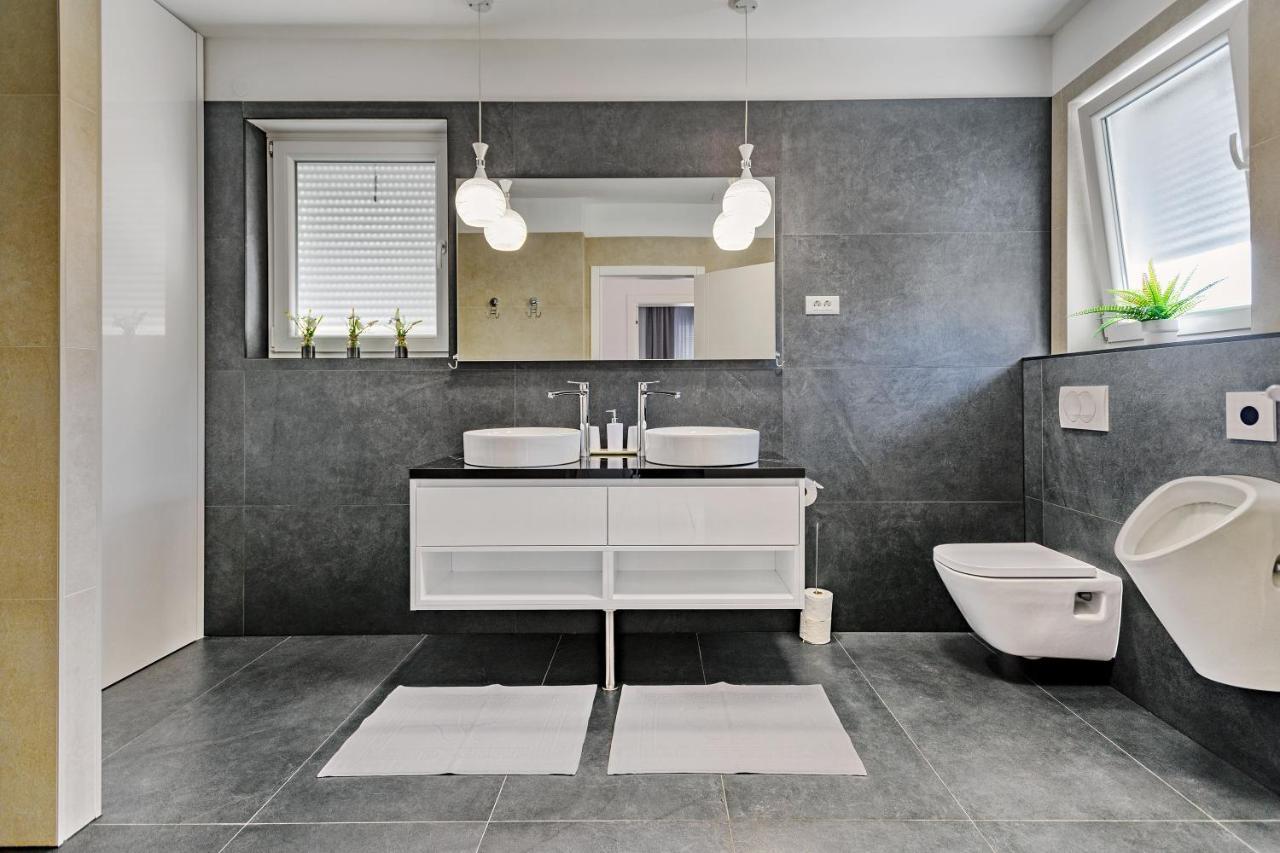 Luxury Stone Villa With Pool - Brisevo Ngoại thất bức ảnh